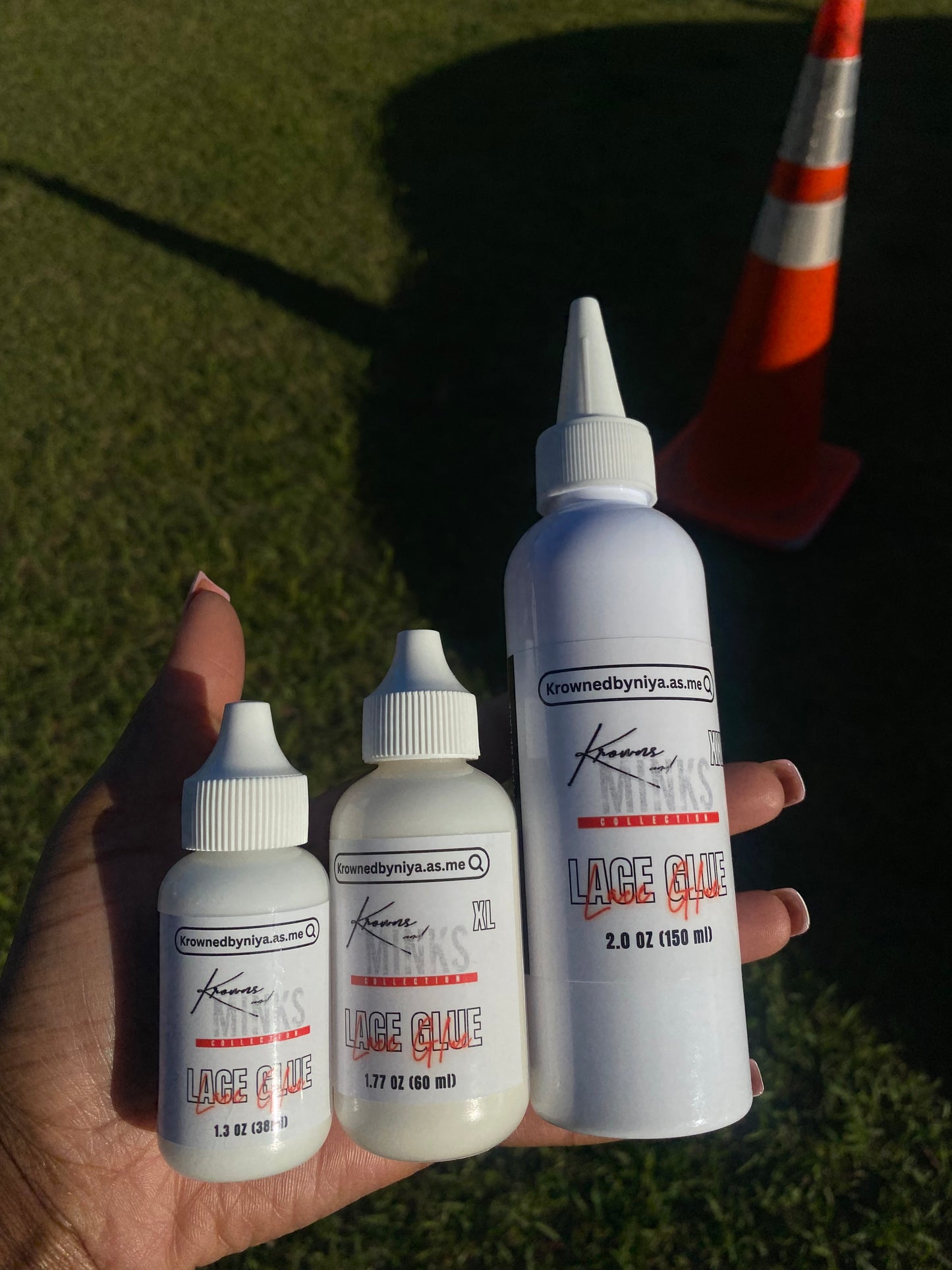 MEDIUM Lace Glue (XL)